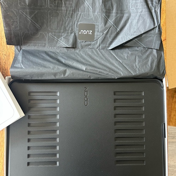 Black Tablet Cover - Picture 3 of 5